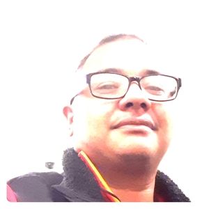 Me lol no I am selling shirts.